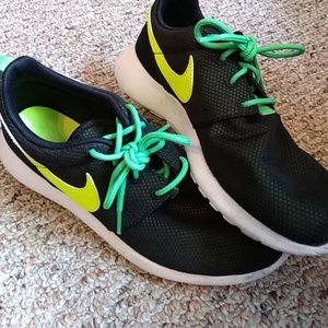NIKE Running Shoes